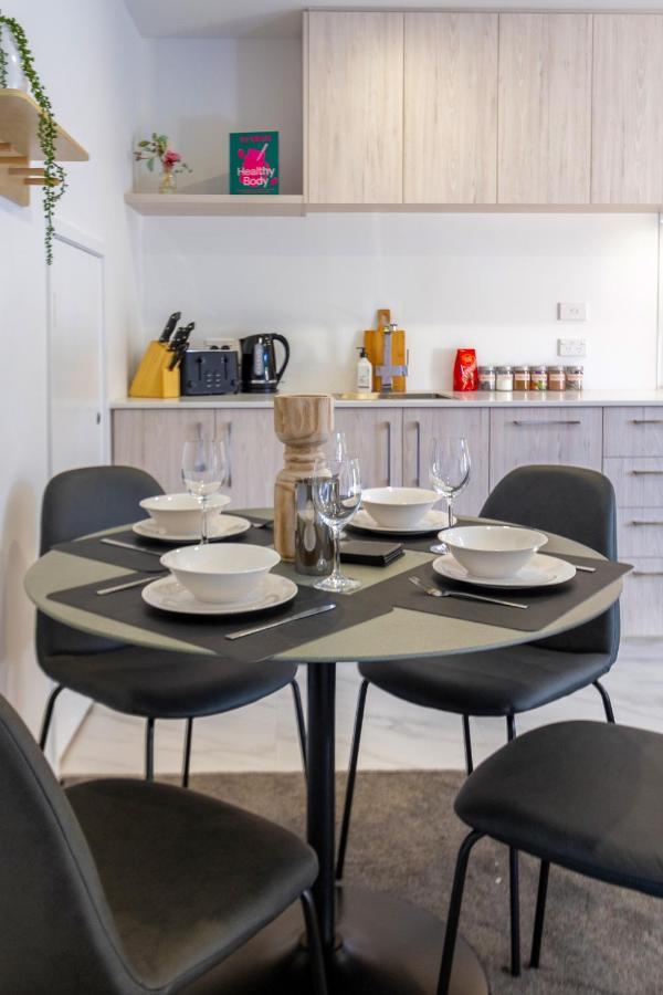 The City'S Best Kept Secret 2 Bed 2 Bath Крайстчърч Екстериор снимка