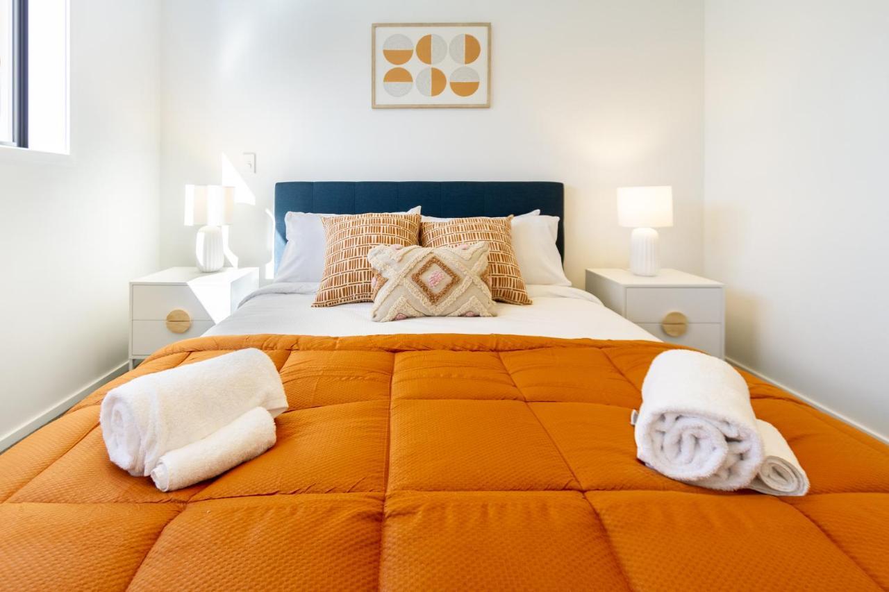 The City'S Best Kept Secret 2 Bed 2 Bath Крайстчърч Екстериор снимка