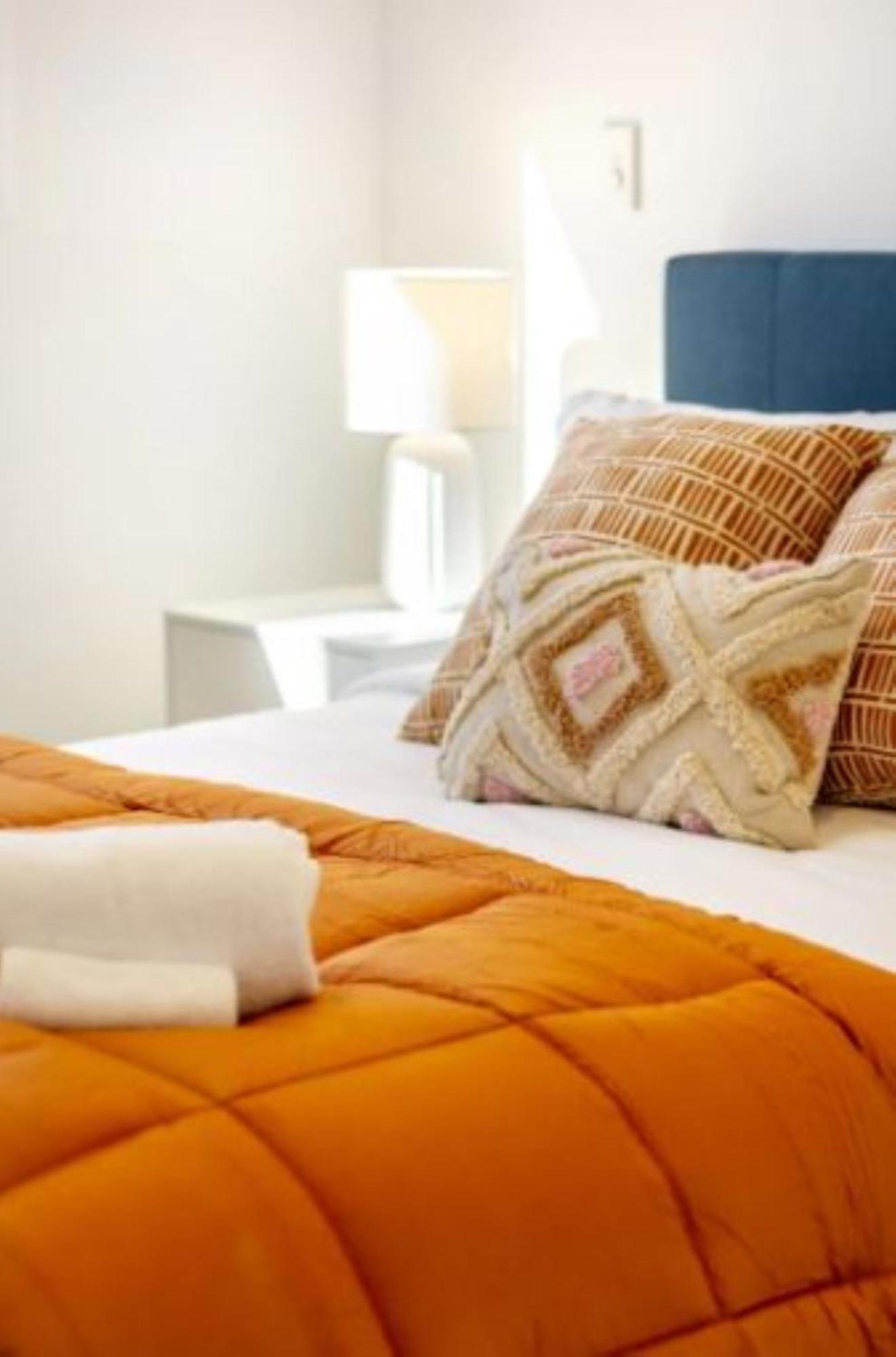 The City'S Best Kept Secret 2 Bed 2 Bath Крайстчърч Екстериор снимка