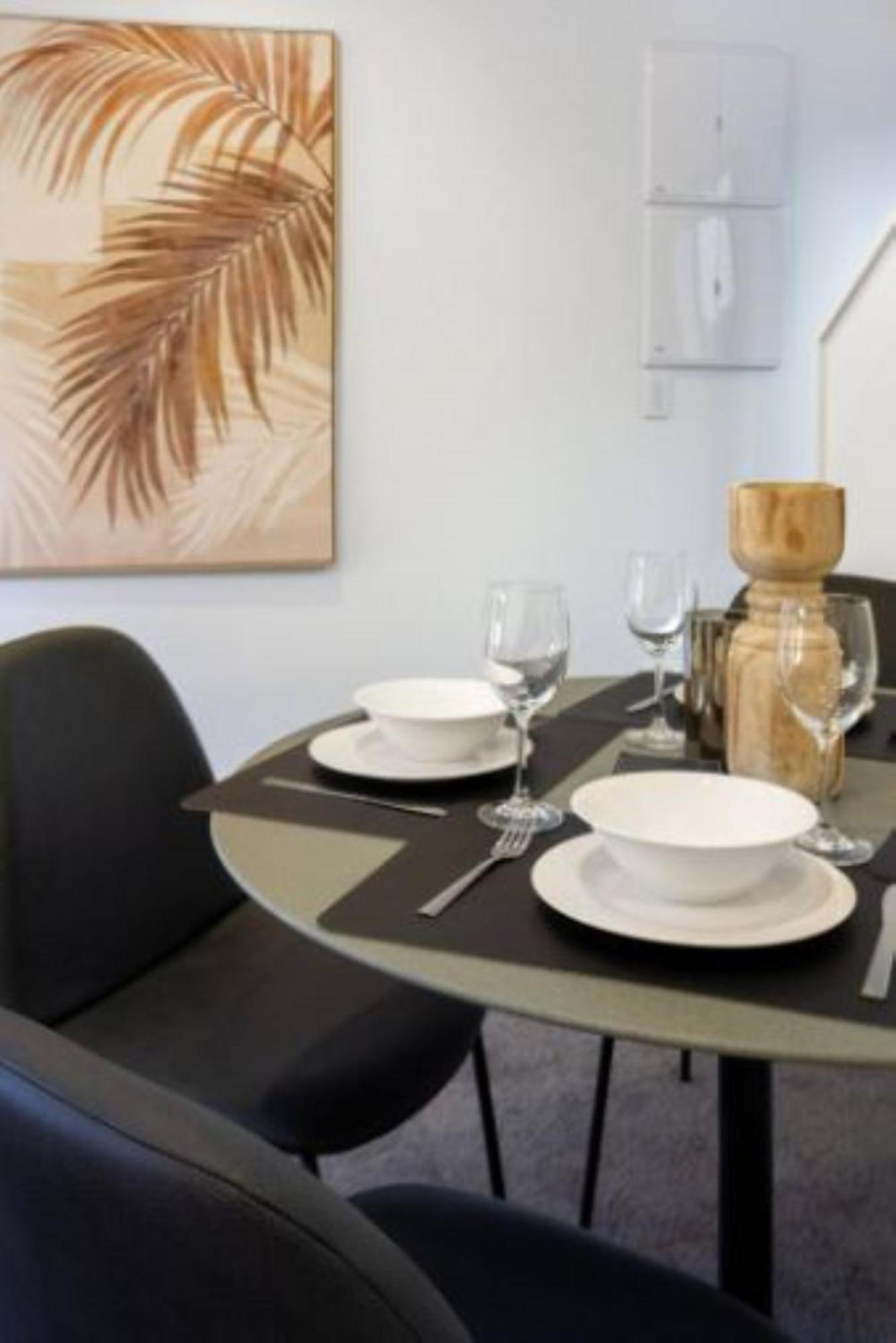 The City'S Best Kept Secret 2 Bed 2 Bath Крайстчърч Екстериор снимка